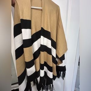 Striped shawl with fringe